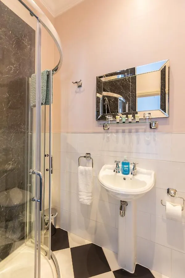 The Black Swan Inn Pickering 3*,