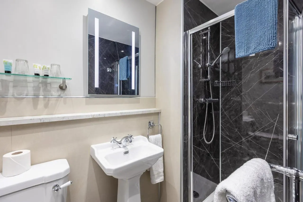 The Black Swan Inn Pickering 3*,